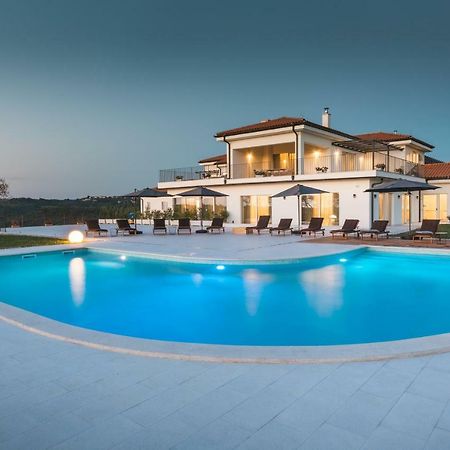 Wine Residence Cattunar Brtonigla Εξωτερικό φωτογραφία