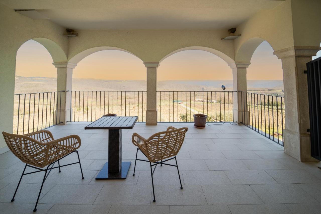 Wine Residence Cattunar Brtonigla Εξωτερικό φωτογραφία
