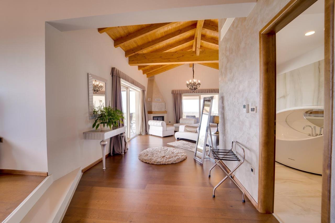 Wine Residence Cattunar Brtonigla Εξωτερικό φωτογραφία