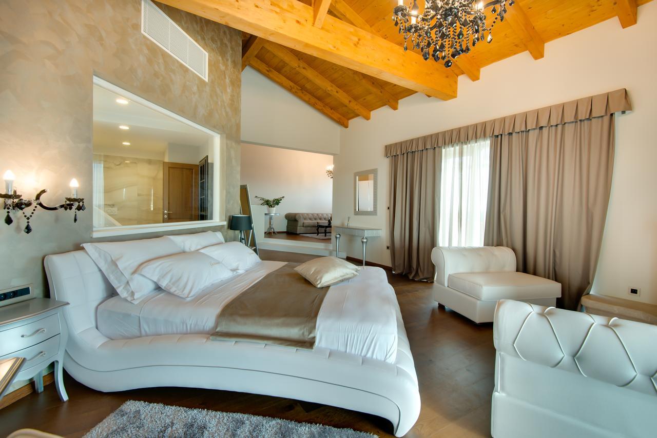 Wine Residence Cattunar Brtonigla Εξωτερικό φωτογραφία