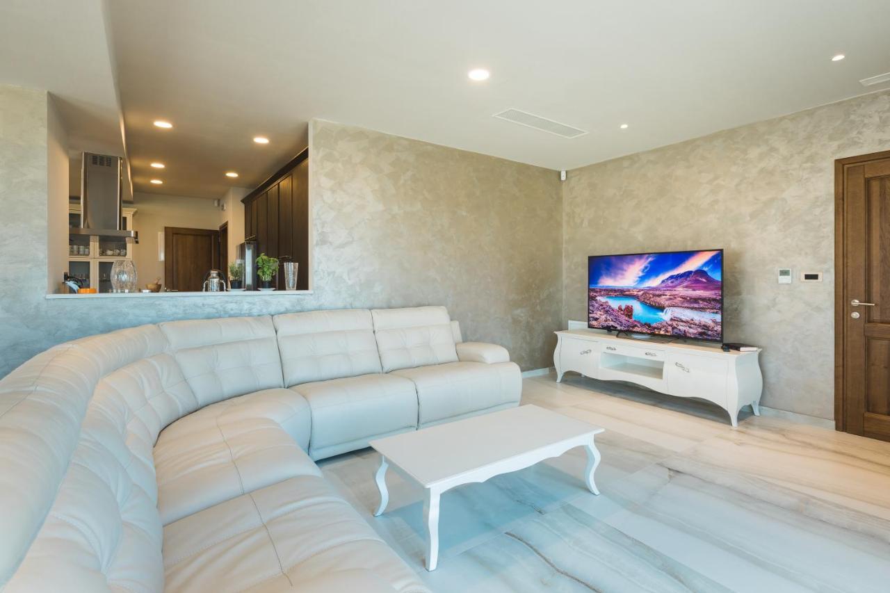 Wine Residence Cattunar Brtonigla Εξωτερικό φωτογραφία